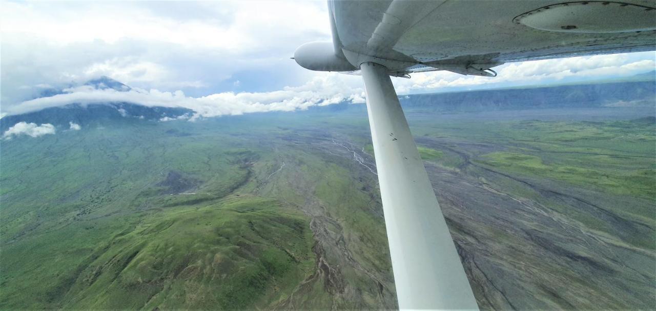 Africa Safari Lake Natron Mtowabaga Exteriör bild